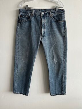 Vintage 90’s Men’s Levi’s 501 Denim Blue Wash Jeans Size 34x29